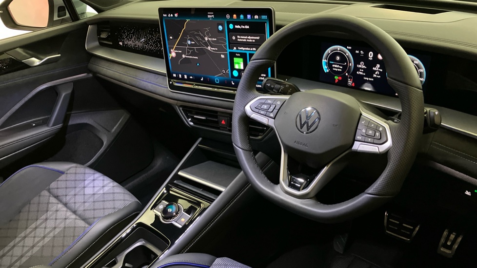 Volkswagen Tayron 2.0 TDI R-Line 5dr DSG7 [7 Seat] Diesel Estate - Image 6