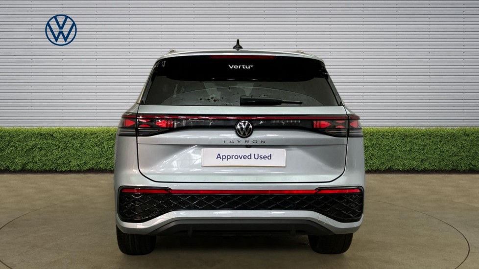 Volkswagen Tayron 2.0 TDI R-Line 5dr DSG7 [7 Seat] Diesel Estate - Image 8