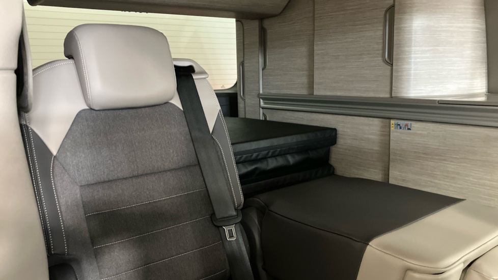 Volkswagen California 2.0 TDI Ocean 5dr DSG Diesel Estate - Image 16