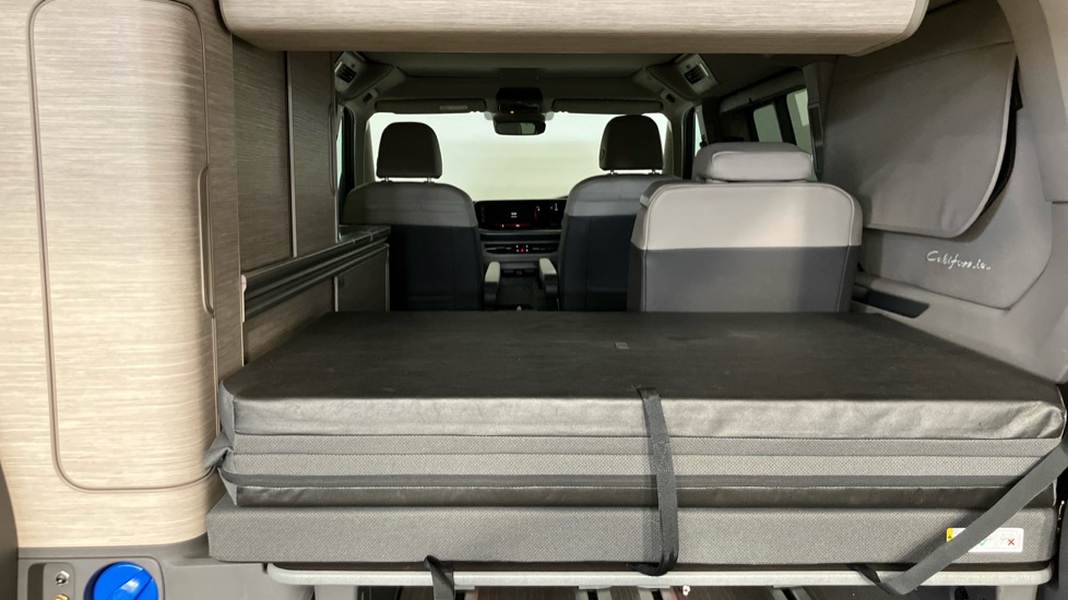 Volkswagen California 2.0 TDI Ocean 5dr DSG Diesel Estate - Image 20