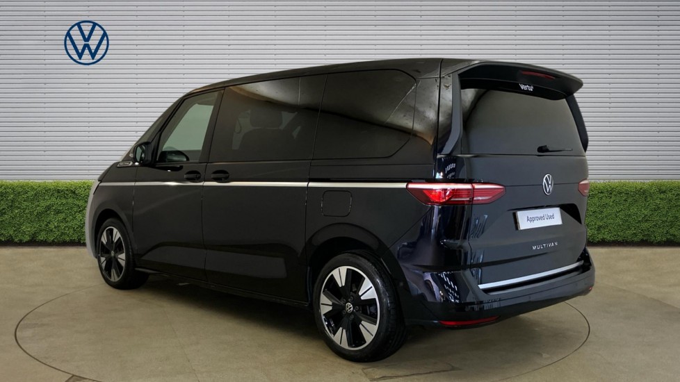 Volkswagen Multivan 2.0 TDI Style 5dr DSG Diesel Estate - Image 3