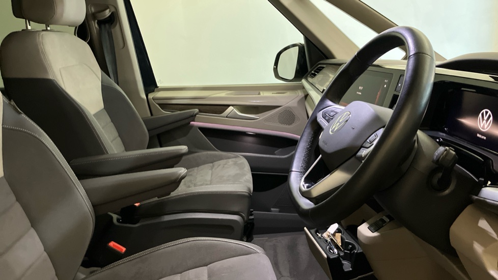 Volkswagen Multivan 2.0 TDI Style 5dr DSG Diesel Estate - Image 15