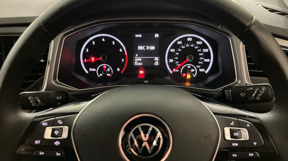 Volkswagen T-Roc 1.5 TSI EVO Active 5dr Petrol Hatchback - Image 10
