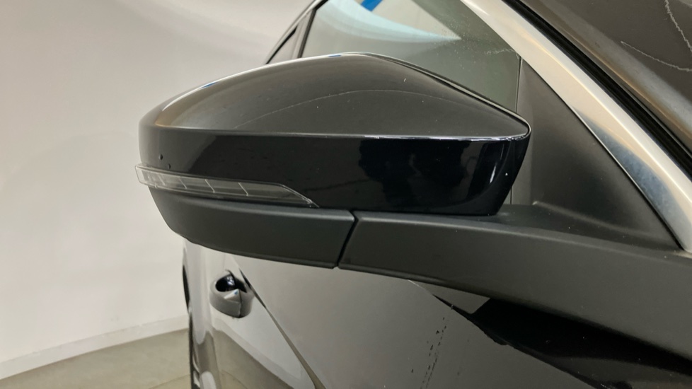 Volkswagen T-Roc 1.5 TSI EVO Active 5dr Petrol Hatchback - Image 29