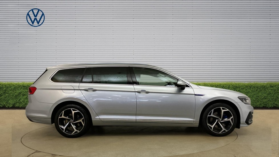 Volkswagen Passat 1.4 TSI PHEV GTE 5dr DSG Estate - Image 4