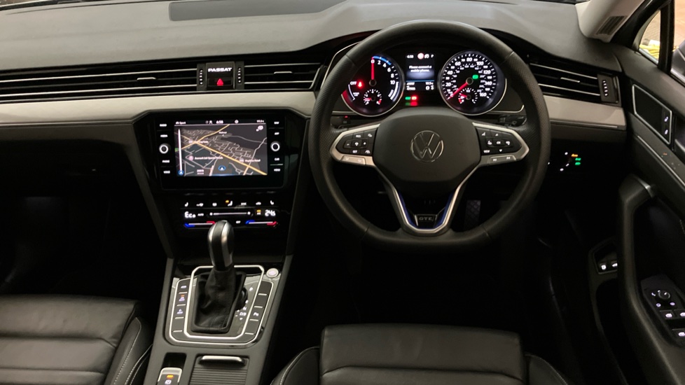Volkswagen Passat 1.4 TSI PHEV GTE 5dr DSG Estate - Image 9