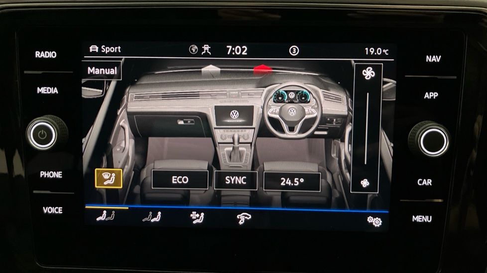 Volkswagen Passat 1.4 TSI PHEV GTE 5dr DSG Estate - Image 30