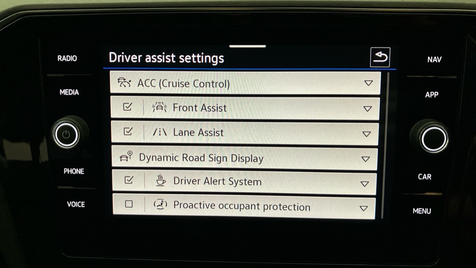 Volkswagen Passat 1.4 TSI PHEV GTE 5dr DSG Estate - Image 37