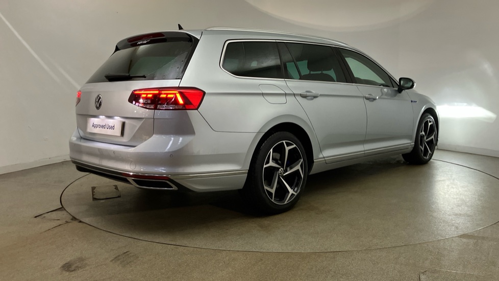 Volkswagen Passat 1.4 TSI PHEV GTE 5dr DSG Estate - Image 43