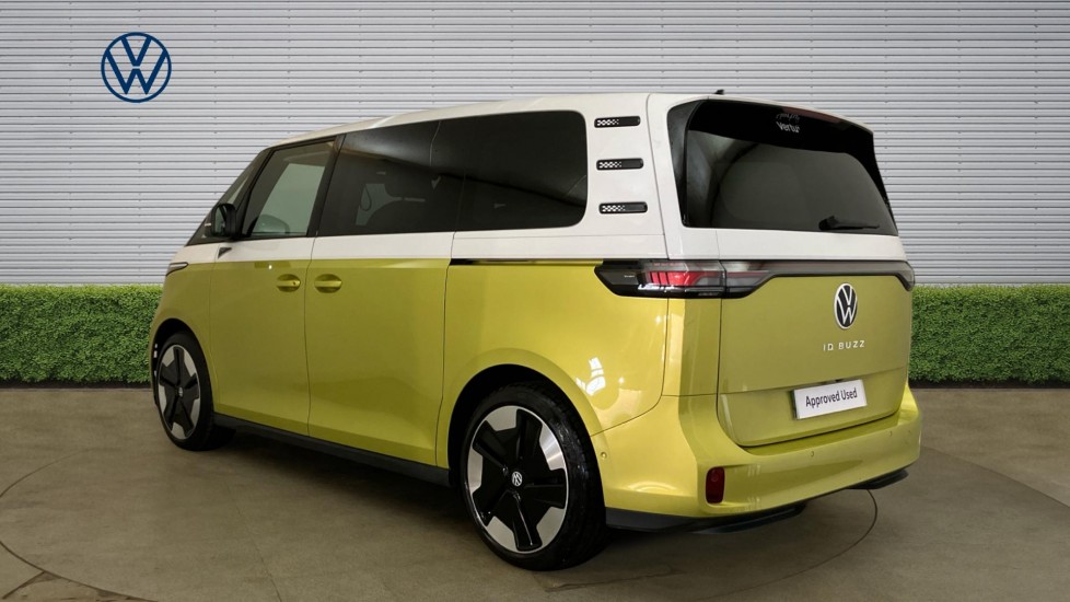 Volkswagen ID. Buzz 150kW 1ST Edition Pro 77kWh 5dr Auto Electric Estate - Image 3