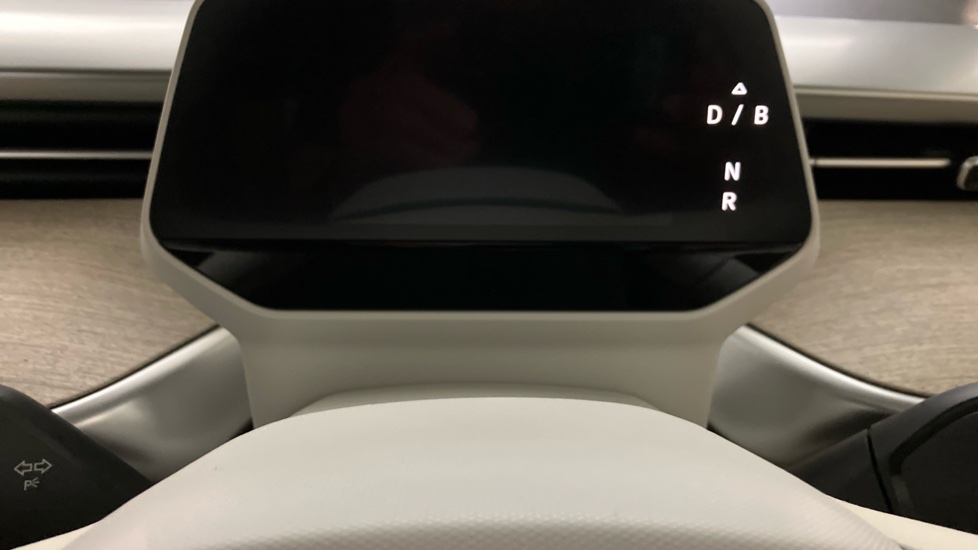 Volkswagen ID. Buzz 150kW 1ST Edition Pro 77kWh 5dr Auto Electric Estate - Image 11