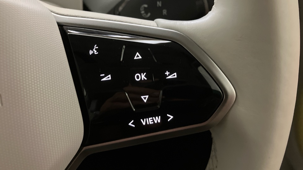 Volkswagen ID. Buzz 150kW 1ST Edition Pro 77kWh 5dr Auto Electric Estate - Image 18