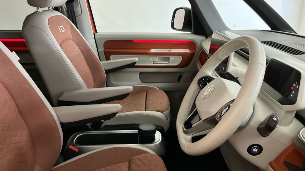 Volkswagen ID. Buzz 150kW 1ST Edition Pro 77kWh 5dr Auto Electric Estate - Image 15