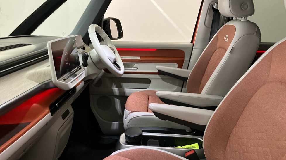 Volkswagen ID. Buzz 150kW 1ST Edition Pro 77kWh 5dr Auto Electric Estate - Image 25