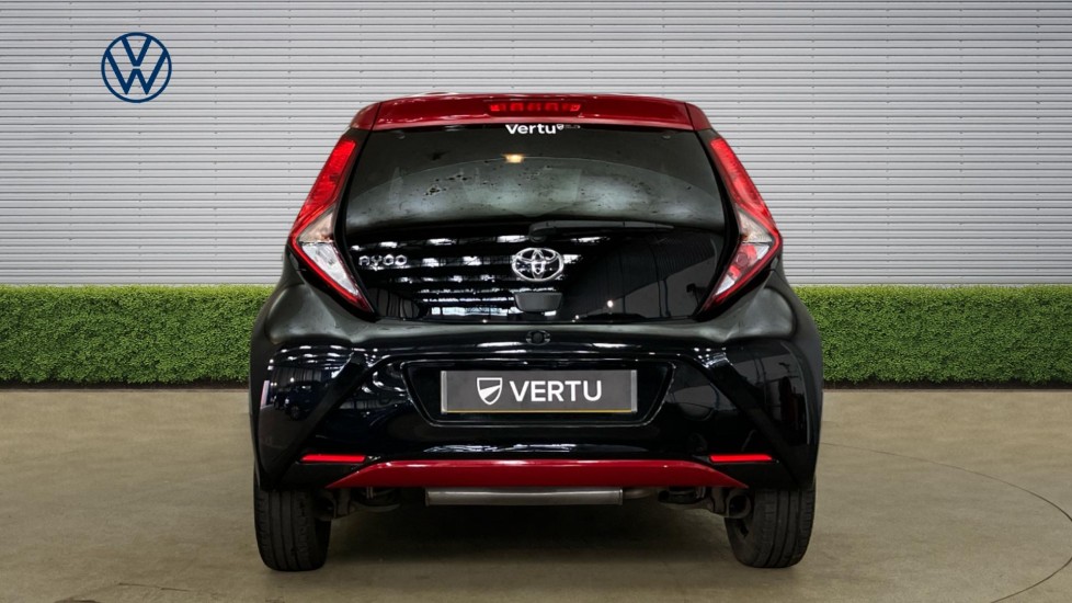 Toyota Aygo 1.0 VVT-i X-Clusiv 5dr x-shift Petrol Hatchback - Image 8