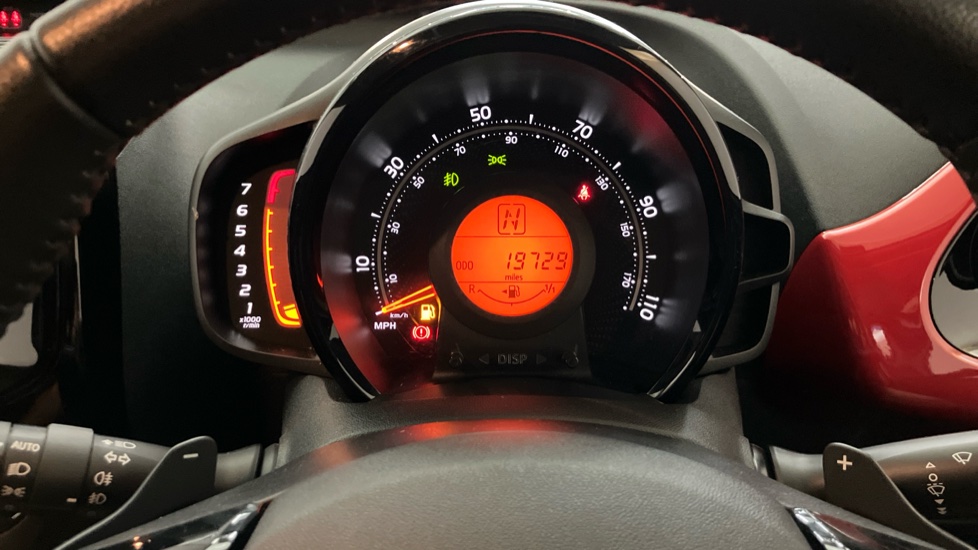 Toyota Aygo 1.0 VVT-i X-Clusiv 5dr x-shift Petrol Hatchback - Image 11