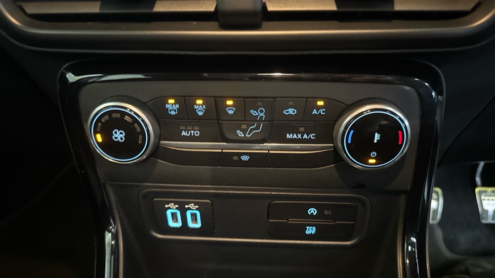 Ford EcoSport 1.0 EcoBoost 125 ST-Line 5dr Petrol Hatchback - Image 33