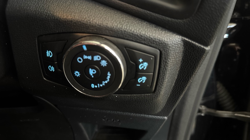 Ford EcoSport 1.0 EcoBoost 125 ST-Line 5dr Petrol Hatchback - Image 43