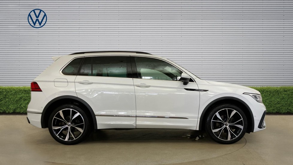 Volkswagen Tiguan 1.5 TSI 150 R-Line 5dr DSG Petrol Estate - Image 4