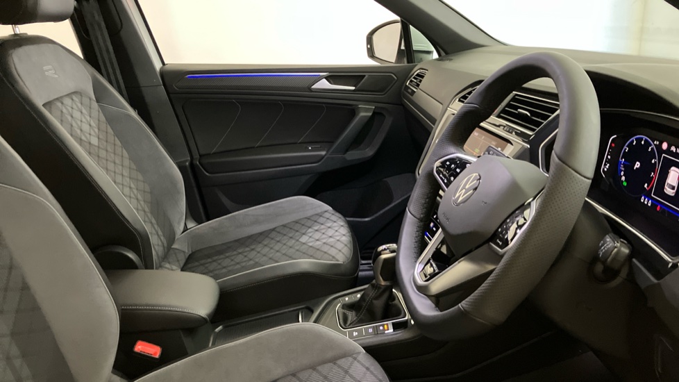 Volkswagen Tiguan 1.5 TSI 150 R-Line 5dr DSG Petrol Estate - Image 27