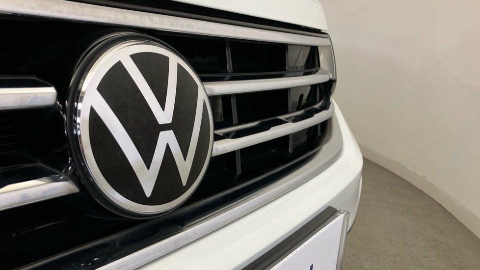 Volkswagen Tiguan 1.5 TSI 150 R-Line 5dr DSG Petrol Estate - Image 30