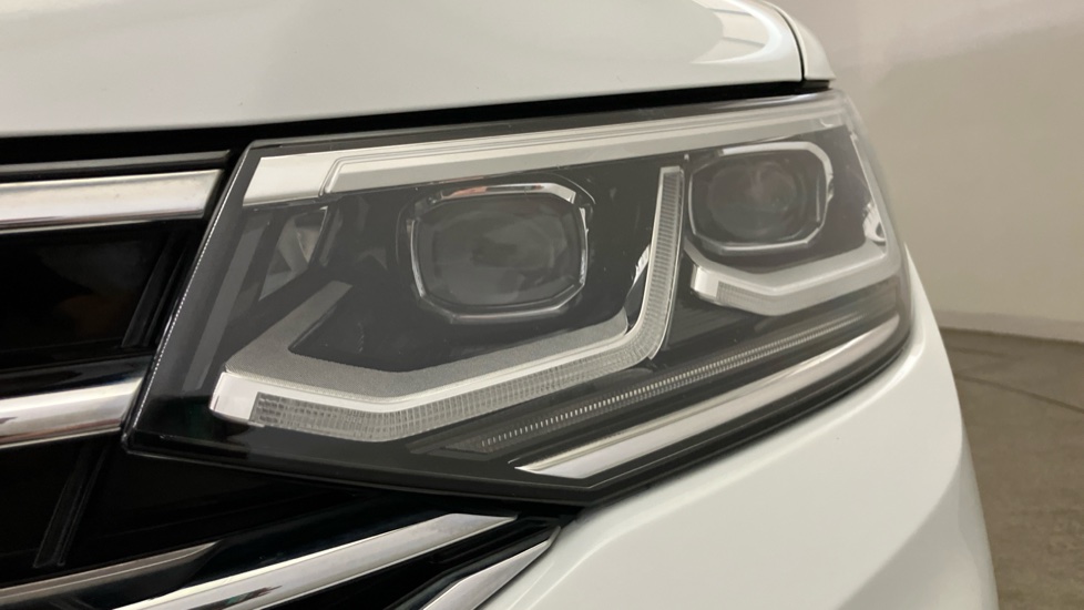 Volkswagen Tiguan 1.5 TSI 150 R-Line 5dr DSG Petrol Estate - Image 31