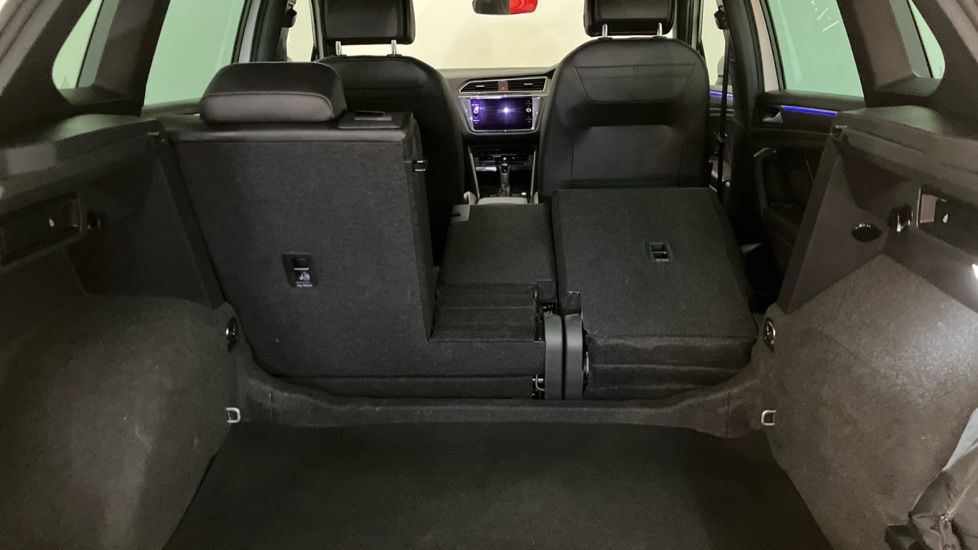Volkswagen Tiguan 1.5 TSI 150 R-Line 5dr DSG Petrol Estate - Image 43