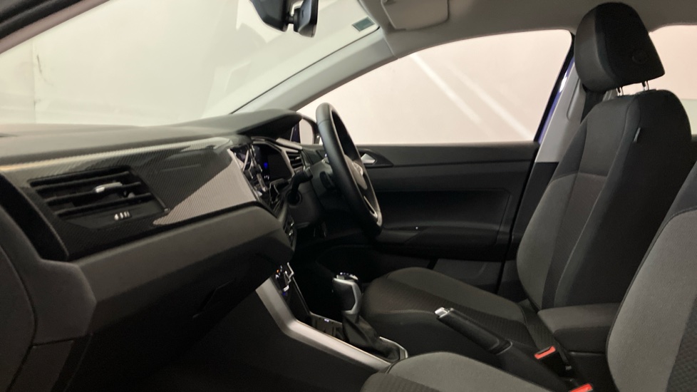 Volkswagen Polo 1.0 TSI Life 5dr DSG Petrol Hatchback - Image 21