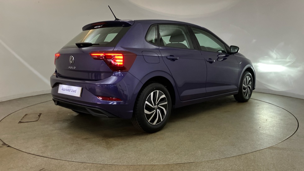 Volkswagen Polo 1.0 TSI Life 5dr DSG Petrol Hatchback - Image 33
