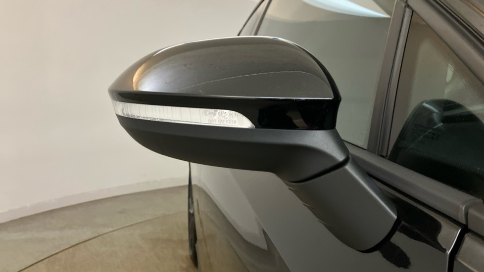 Volkswagen Golf 2.0 TDI 200 GTD 5dr DSG Diesel Hatchback - Image 27