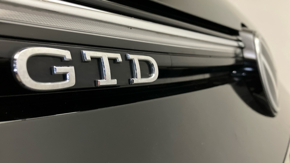 Volkswagen Golf 2.0 TDI 200 GTD 5dr DSG Diesel Hatchback - Image 28