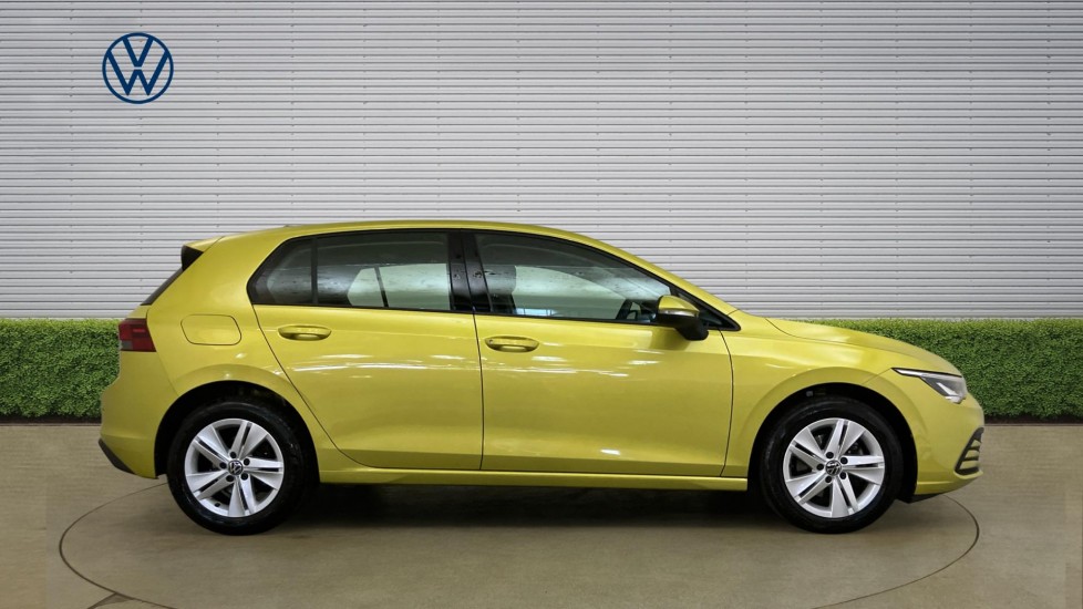 Volkswagen Golf 1.5 TSI Life 5dr Petrol Hatchback - Image 4