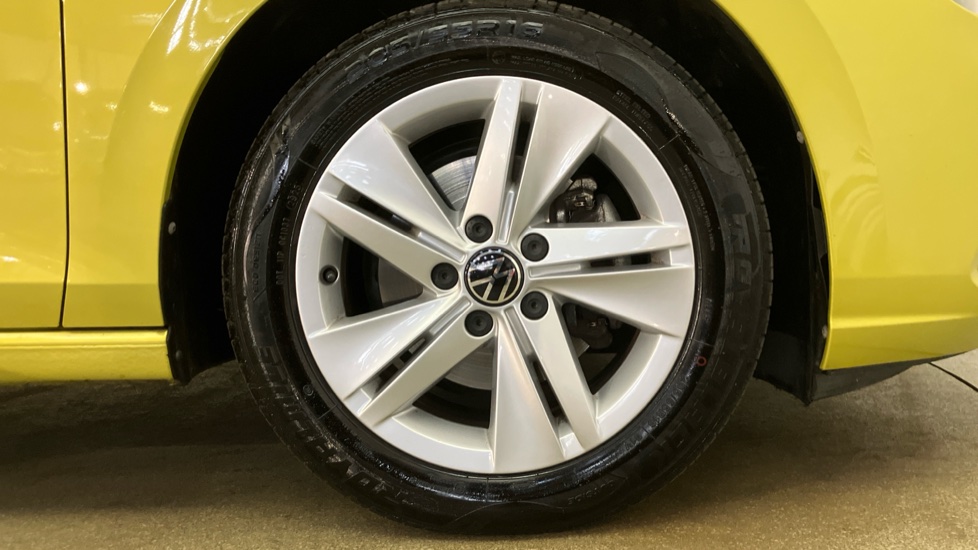Volkswagen Golf 1.5 TSI Life 5dr Petrol Hatchback - Image 5
