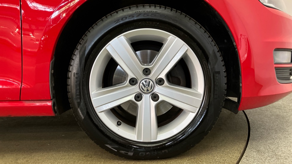 Volkswagen Golf 1.4 TSI 125 Match Edition 5dr Petrol Hatchback - Image 5