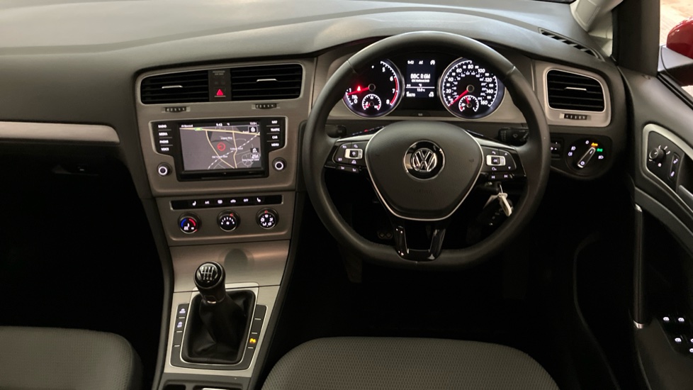 Volkswagen Golf 1.4 TSI 125 Match Edition 5dr Petrol Hatchback - Image 9