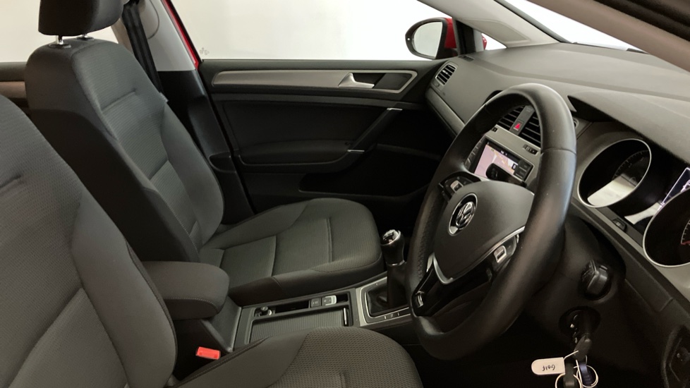 Volkswagen Golf 1.4 TSI 125 Match Edition 5dr Petrol Hatchback - Image 25