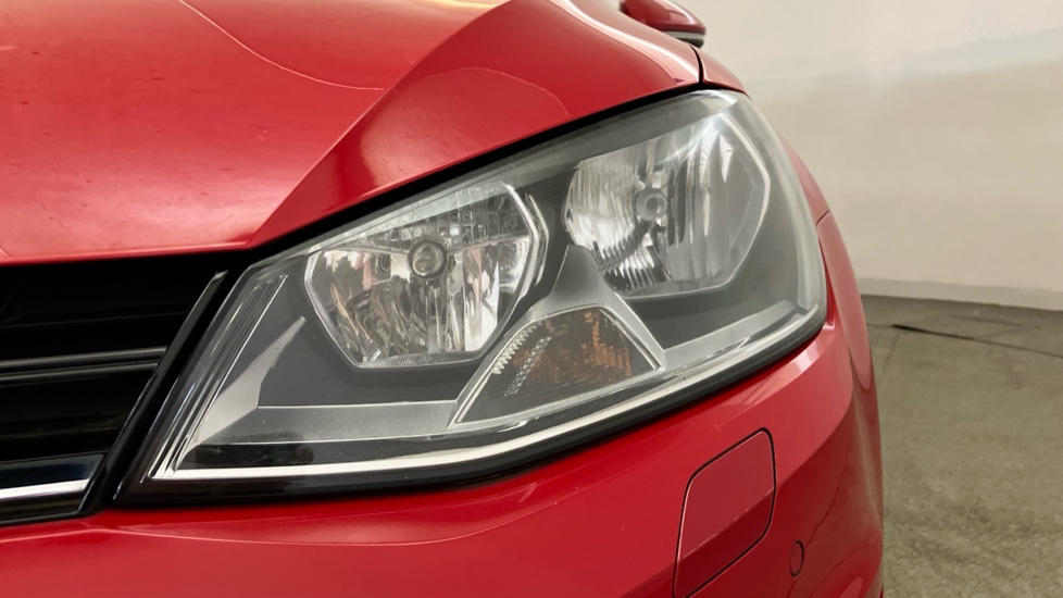 Volkswagen Golf 1.4 TSI 125 Match Edition 5dr Petrol Hatchback - Image 27