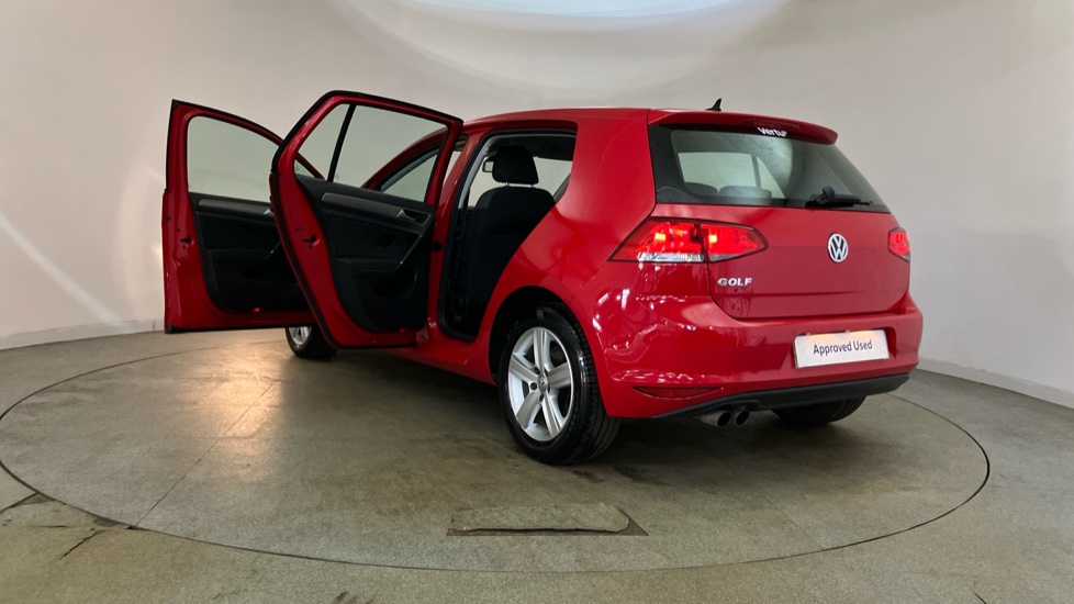 Volkswagen Golf 1.4 TSI 125 Match Edition 5dr Petrol Hatchback - Image 41