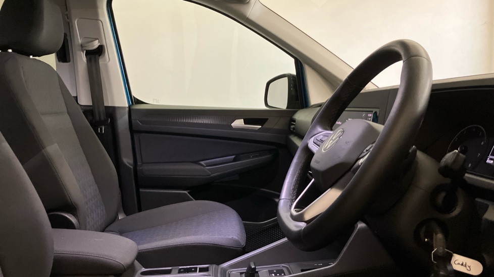 Volkswagen Caddy Maxi 1.5 TSI Life 5dr DSG Petrol Estate - Image 15