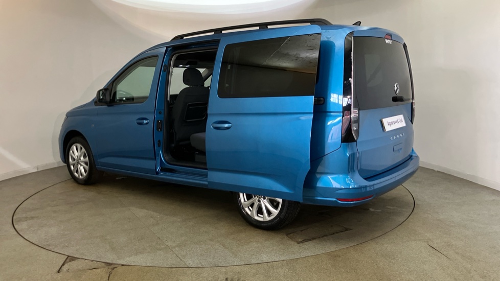 Volkswagen Caddy Maxi 1.5 TSI Life 5dr DSG Petrol Estate - Image 42