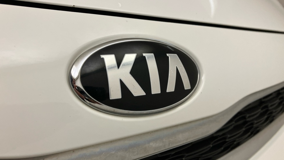 Kia Picanto 1.25 3 5dr Petrol Hatchback - Image 30