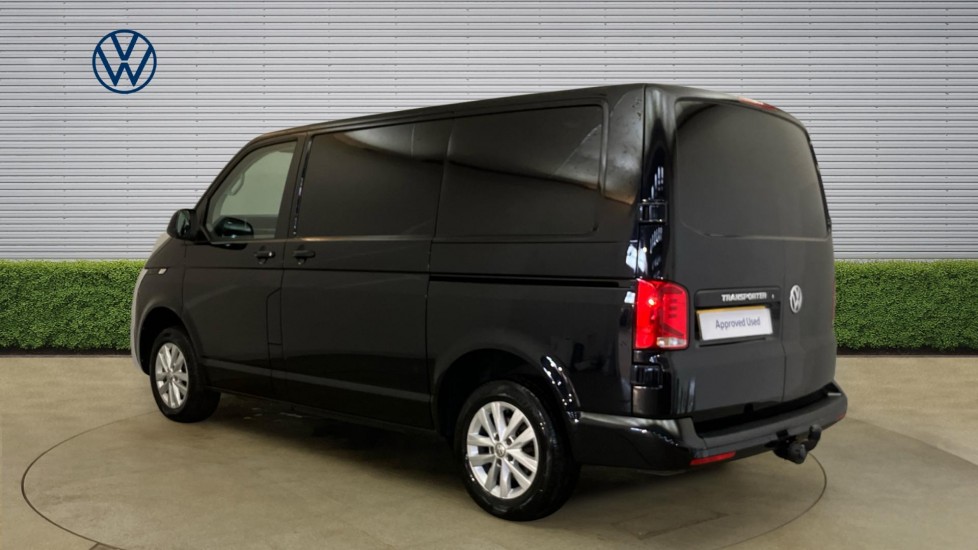 Volkswagen Transporter T28 Swb Diesel 2.0 TDI 150 Highline Van - Image 3