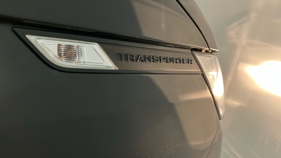 Volkswagen Transporter T28 Swb Diesel 2.0 TDI 150 Highline Van - Image 37