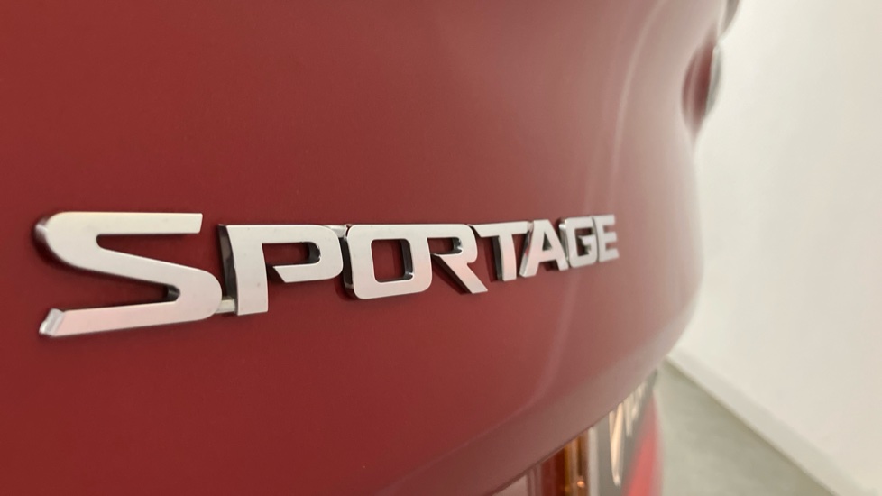 Kia Sportage 1.6T GDi ISG 2 5dr [AWD] Petrol Estate - Image 37