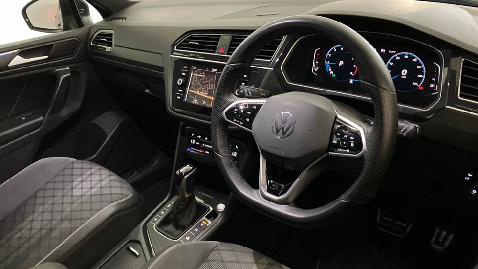 Volkswagen Tiguan 1.5 TSI 150 R-Line 5dr DSG Petrol Estate - Image 6