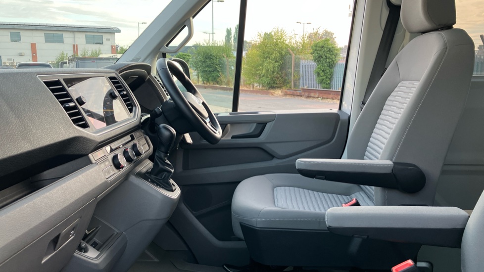 Volkswagen Grand California 2.0 TDI 600 5dr Tip Auto [3.88T] Diesel Estate - Image 22