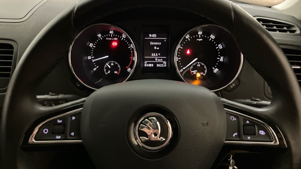 Skoda Yeti Outdoor 1.2 TSI [110] SE L 5dr Petrol Estate - Image 10