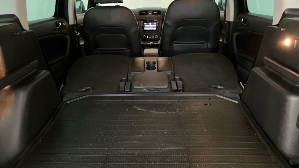 Skoda Yeti Outdoor 1.2 TSI [110] SE L 5dr Petrol Estate - Image 35