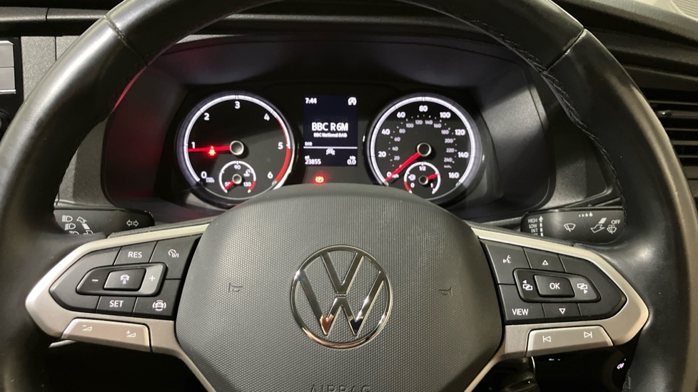 Volkswagen Transporter T30 Lwb Diesel 2.0 TDI 150 Highline Van - Image 10