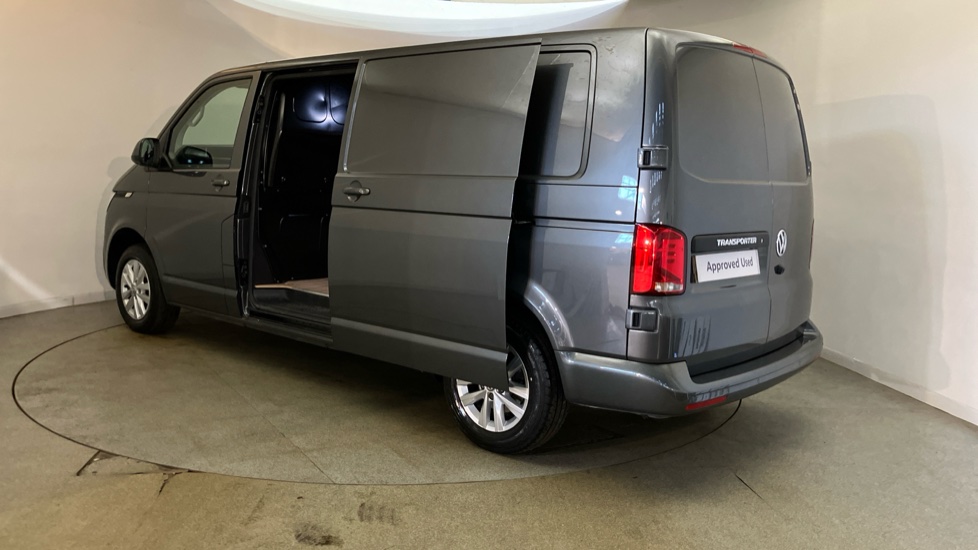 Volkswagen Transporter T30 Lwb Diesel 2.0 TDI 150 Highline Van - Image 42